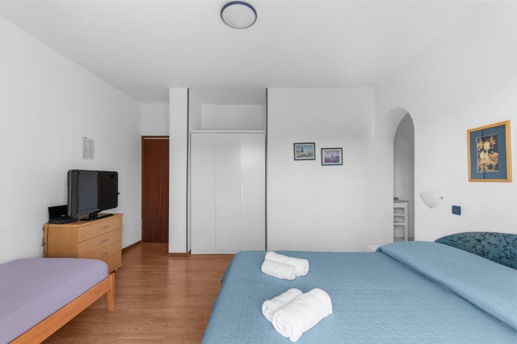 Apartments Villa Falcon فونتانا المظهر الخارجي الصورة
