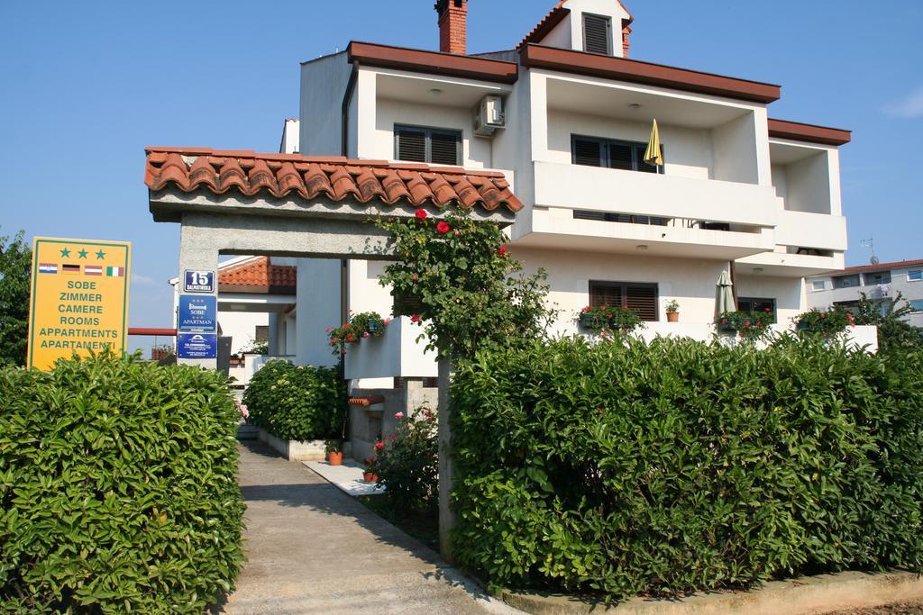 Apartments Villa Falcon فونتانا المظهر الخارجي الصورة